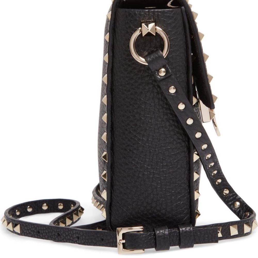 Valentino Garavani Rockstud Leather Shoulder Bag - Picture 3 of 10